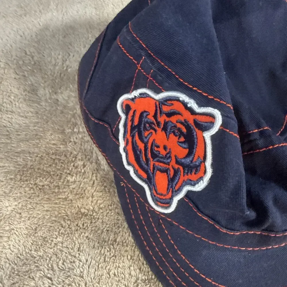 Preowned WOMEN CHICAGO BEARS LOGO CHIC CADET ADJUSTABLE BUTTON STRAP CAP HAT